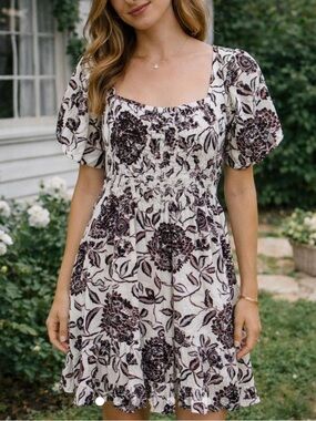 House of Harlow 1960 Ozzie Babydoll cream/black Mini Dress Floral Print. Size L